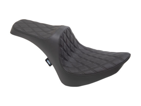 Predator 3 Dual Seat with Black Double Diamond Lattice Stitch. Fits Softail 1984-1999